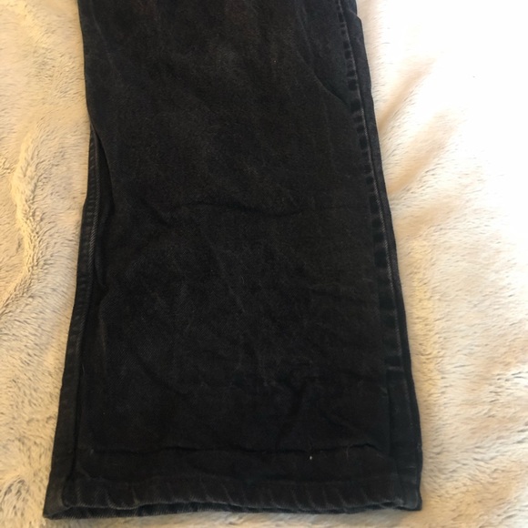 Wrangler 38/30 Relaxed Black Jean - Picture 3 of 4